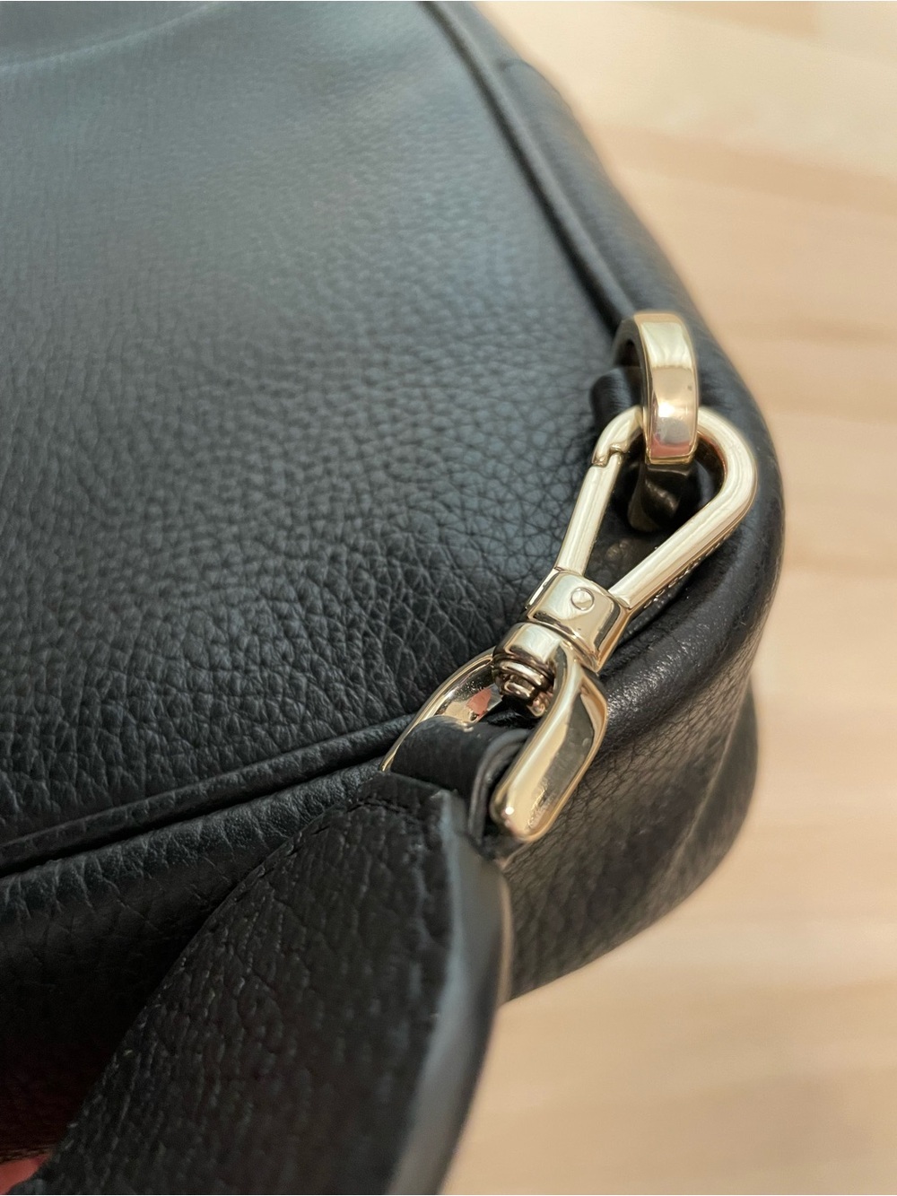 Excellent Condition Kate Spade Emma Small Black Backpack Crossbody! - Picture 5 of 14